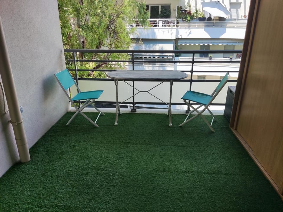 Appartement deux pièces bien situé et pratique Apartment in Nice