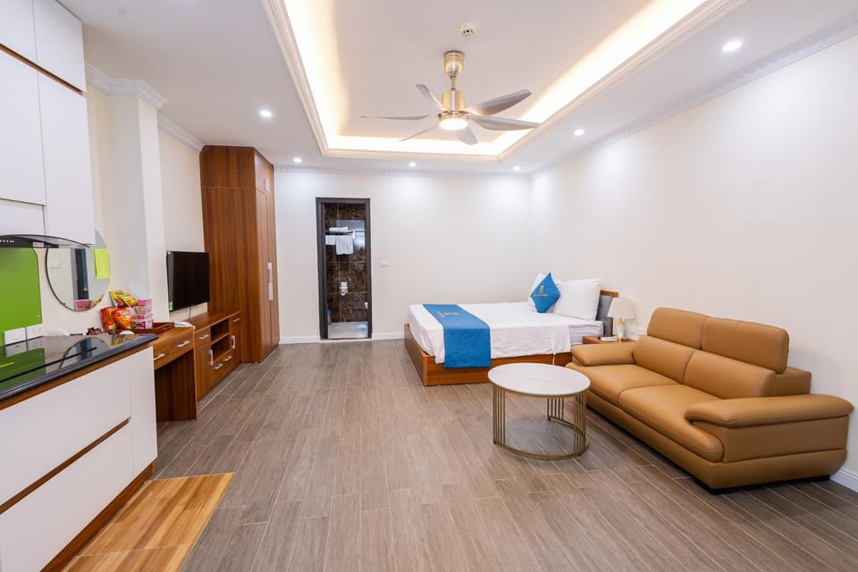 TV and multimedia, Photo of the whole room, Seating area, wardrobe