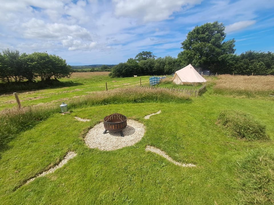 Maisie's Campsite Campground/ 
RV Resort in England