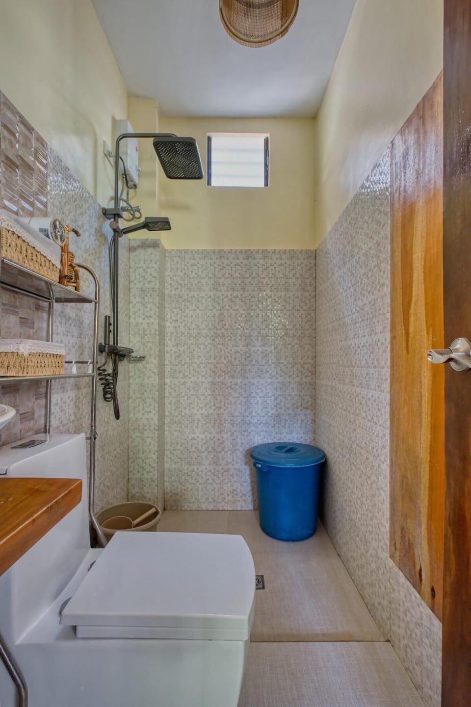 Central Cozy Bungalow 2 with AC and WIFI 5 min to Beach Apartment in General Luna