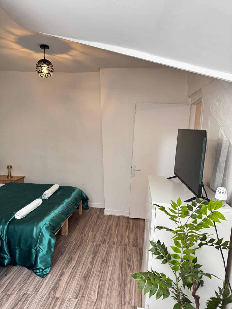 greenhouse home Apartment in Corbeil-Essonnes