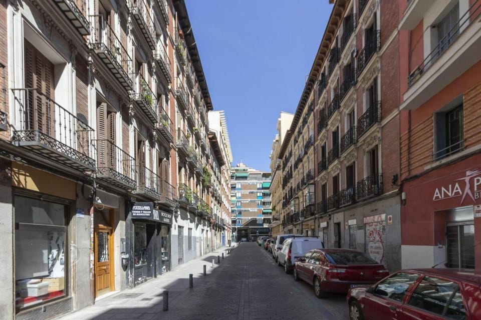 Apartment in Madrid's downtown area, Bilbao Temporal MON333 Apartment in Centro