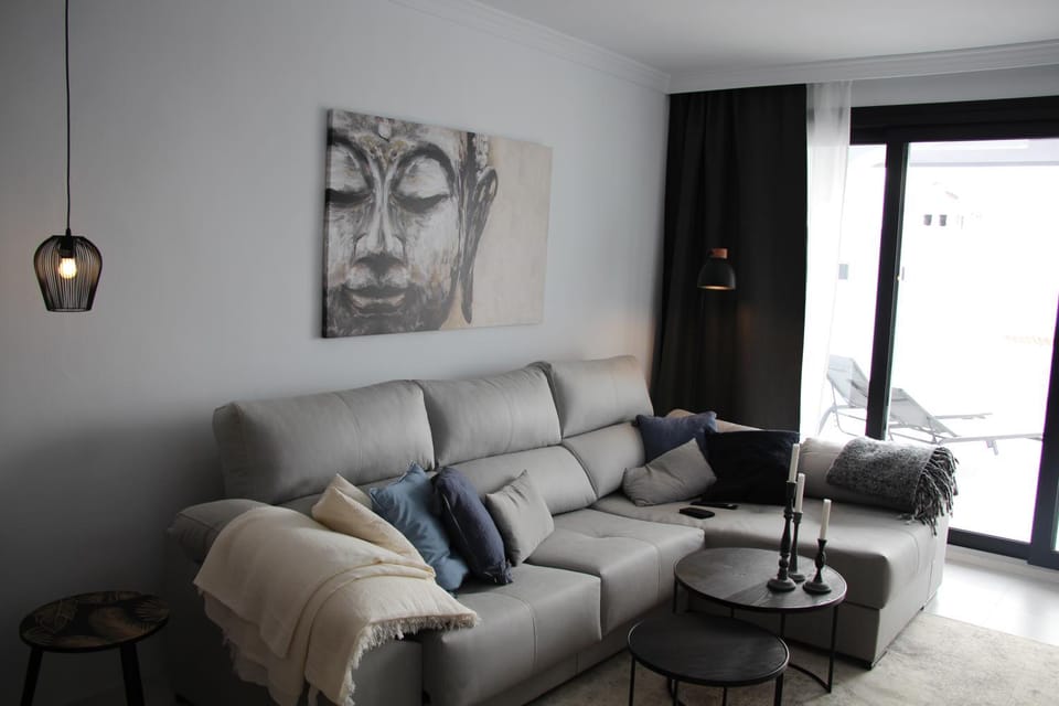 Completely renovated large apt, amazing sea views Apartment in Nerja