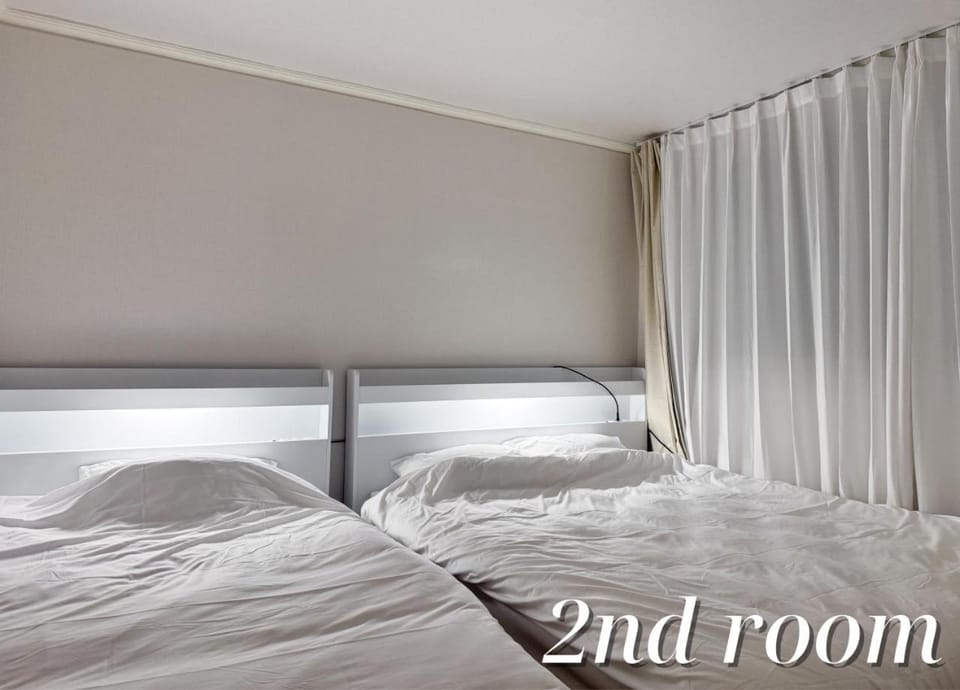 Dangsan House Apartment in Seoul
