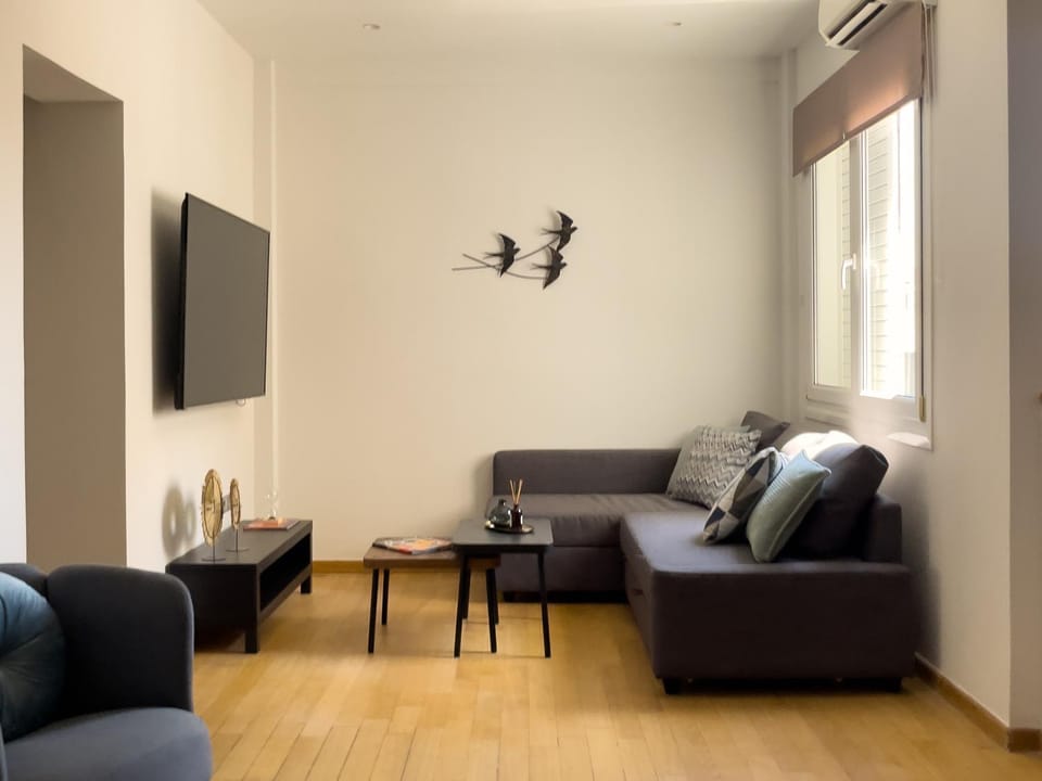 Living room, Seating area, air conditioner