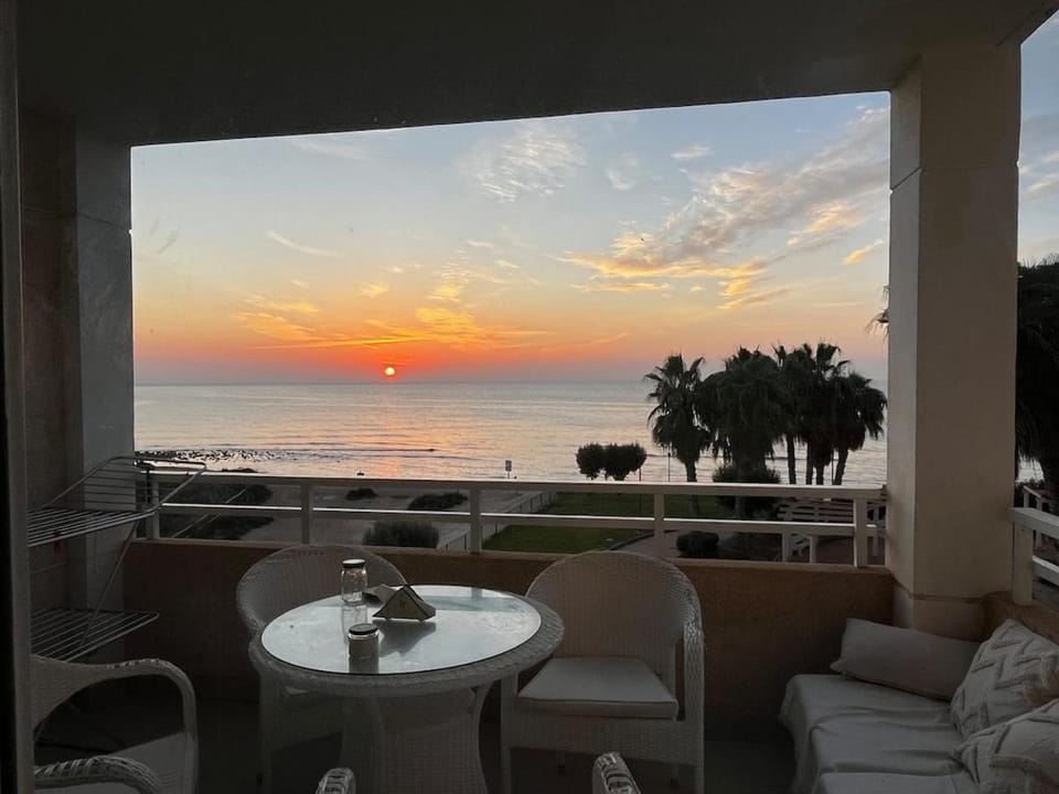 Private beachfront in Alicante Apartment in Costa Blanca