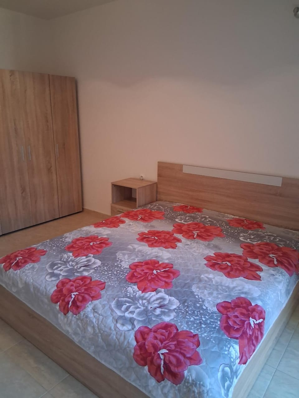Bed, Photo of the whole room, Bedroom, wardrobe