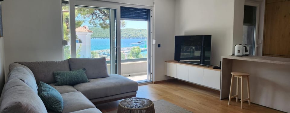 Seaside apartment Zablaće Apartment in Šibenik