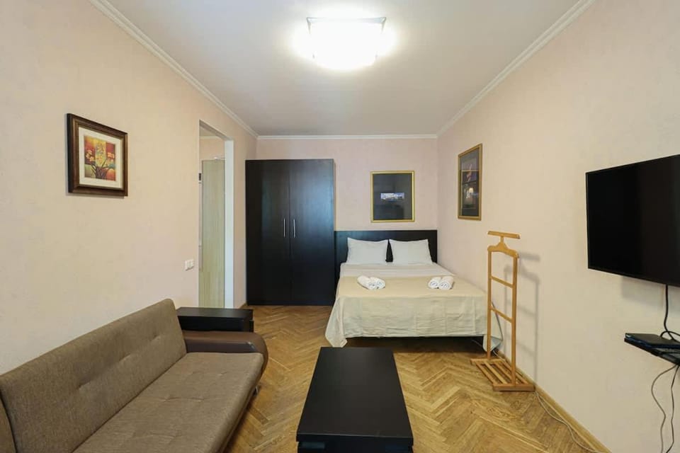 Cozy Apt near Vake Park - By Wehost Apartment in Tbilisi, Georgia