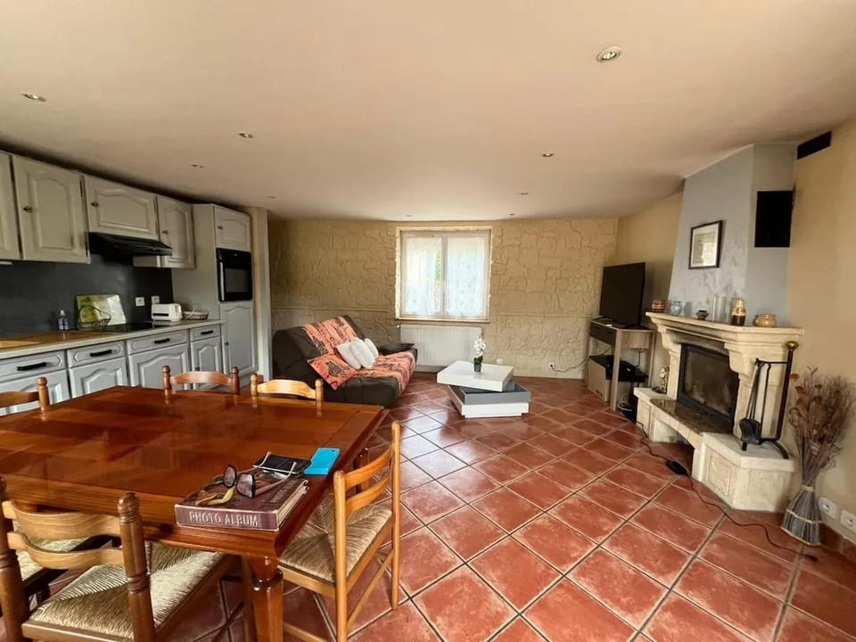 Maison charme à Mauléon avec jardin privé House in Nouvelle-Aquitaine