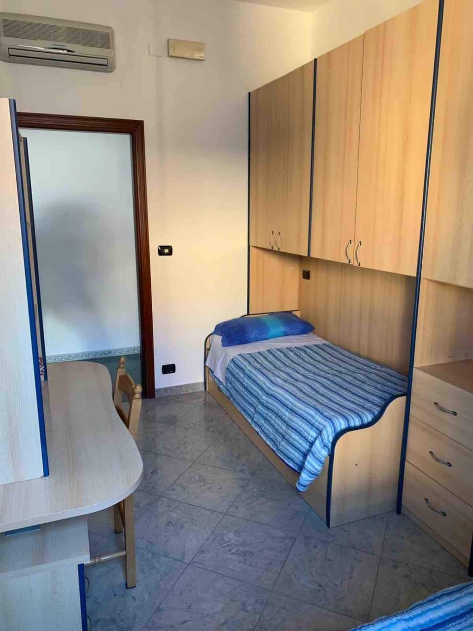 The Blue House Apartment in Roccella Ionica