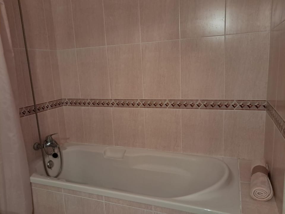 Bathroom, Bath