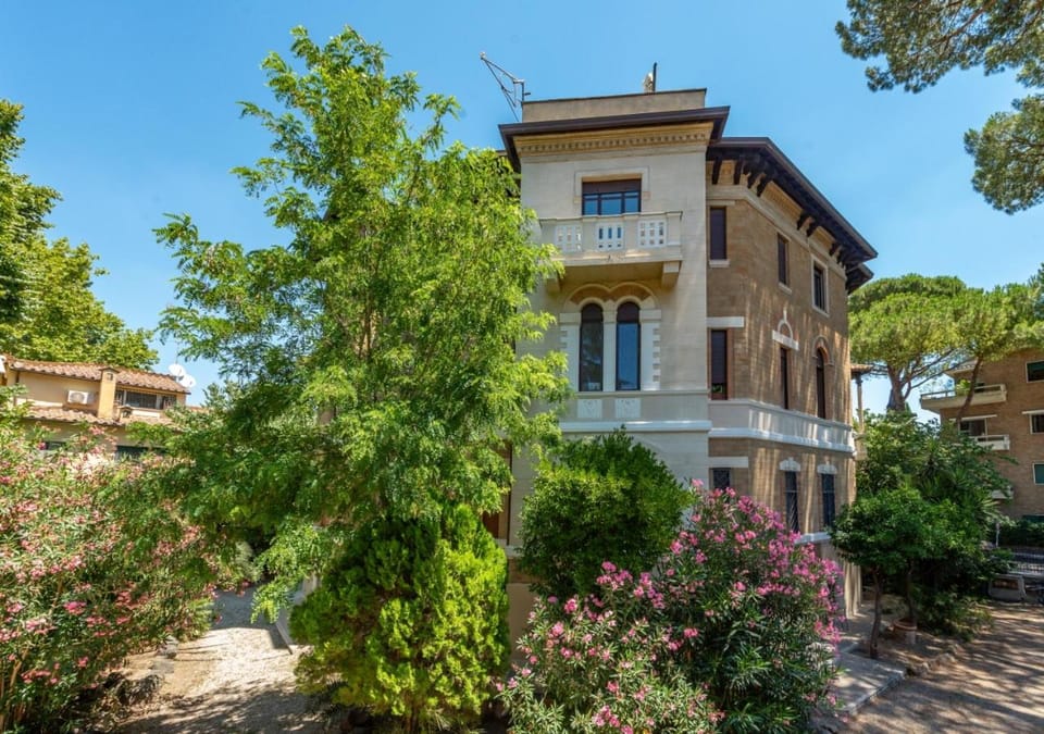 Property building, Spring