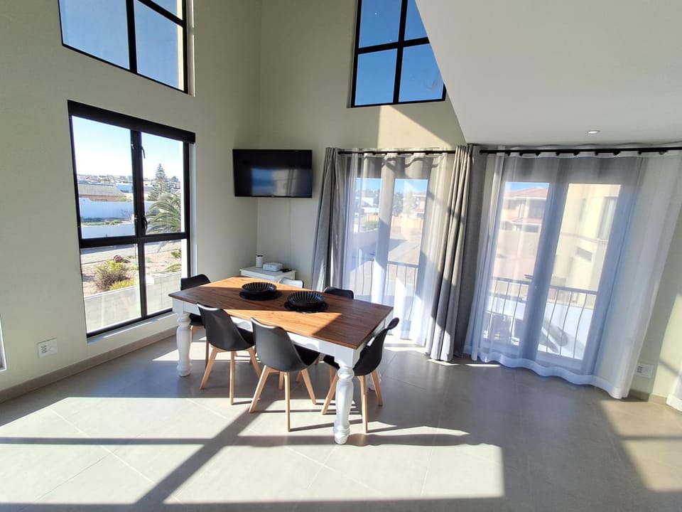 TV and multimedia, Dining area