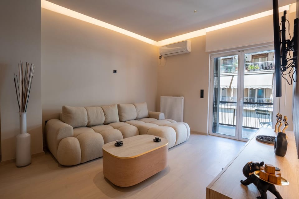 Living room, Seating area, air conditioner