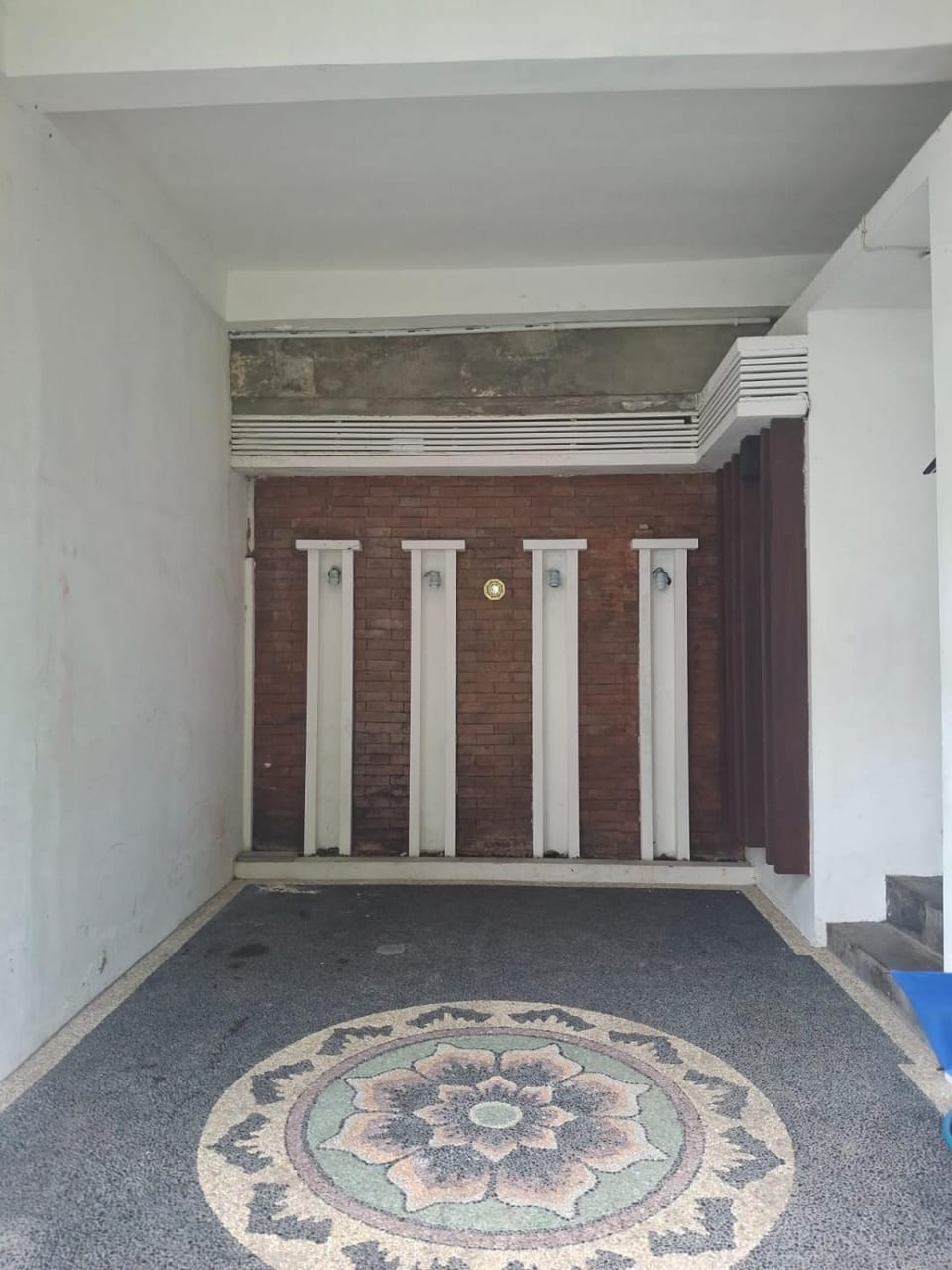 Queen Villa Jimbaran by Novita Villa in Kuta Selatan