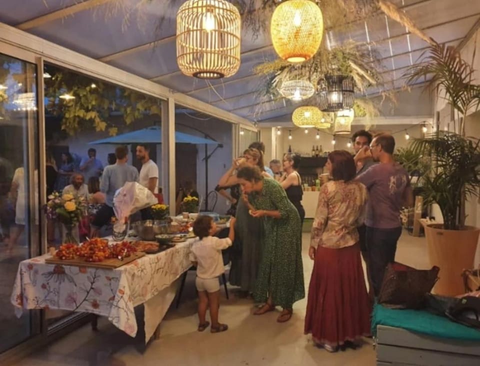 Banquet/Function facilities, group of guests