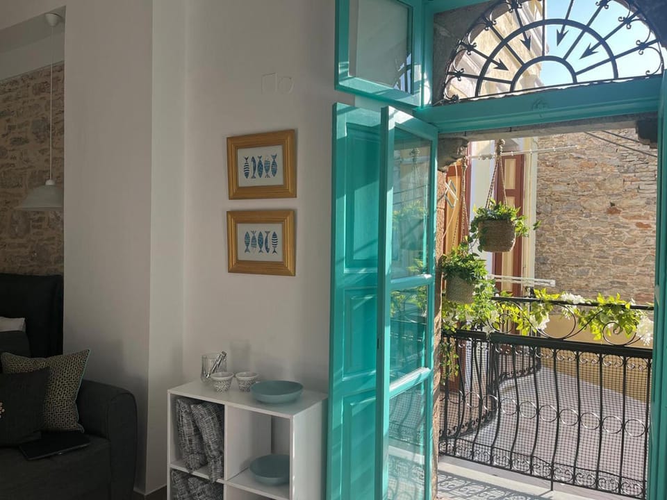 Day, Balcony/Terrace