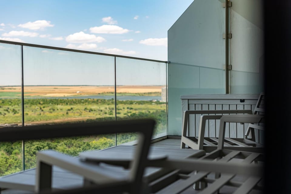 Day, Natural landscape, View (from property/room), Balcony/Terrace