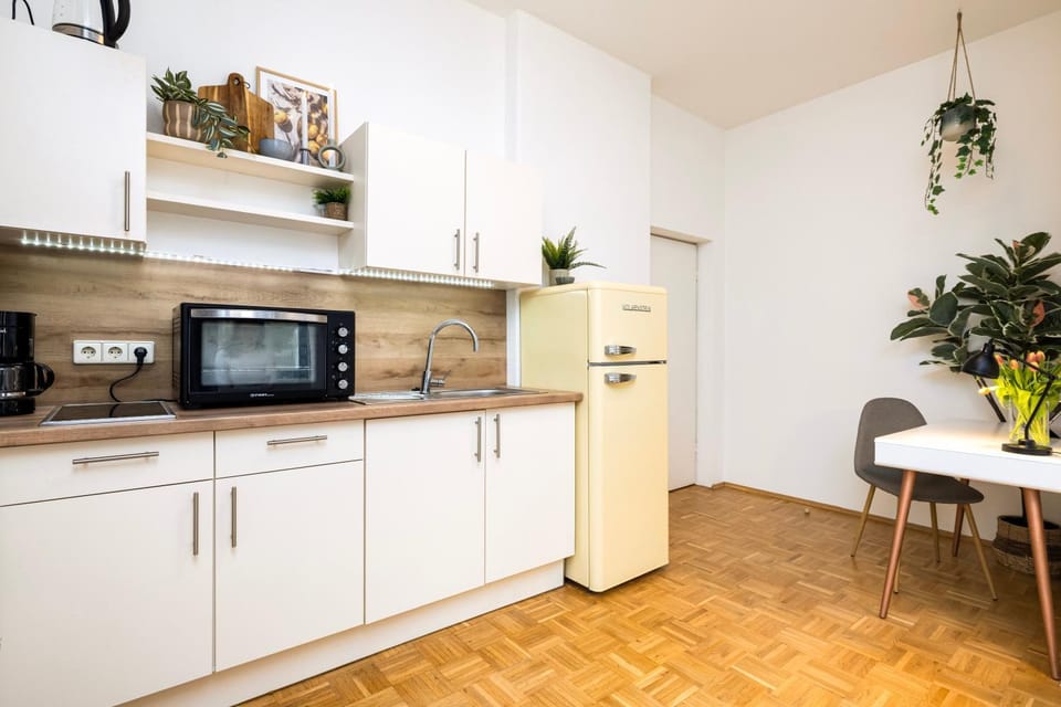 Kitchen or kitchenette, oven, stove, toaster