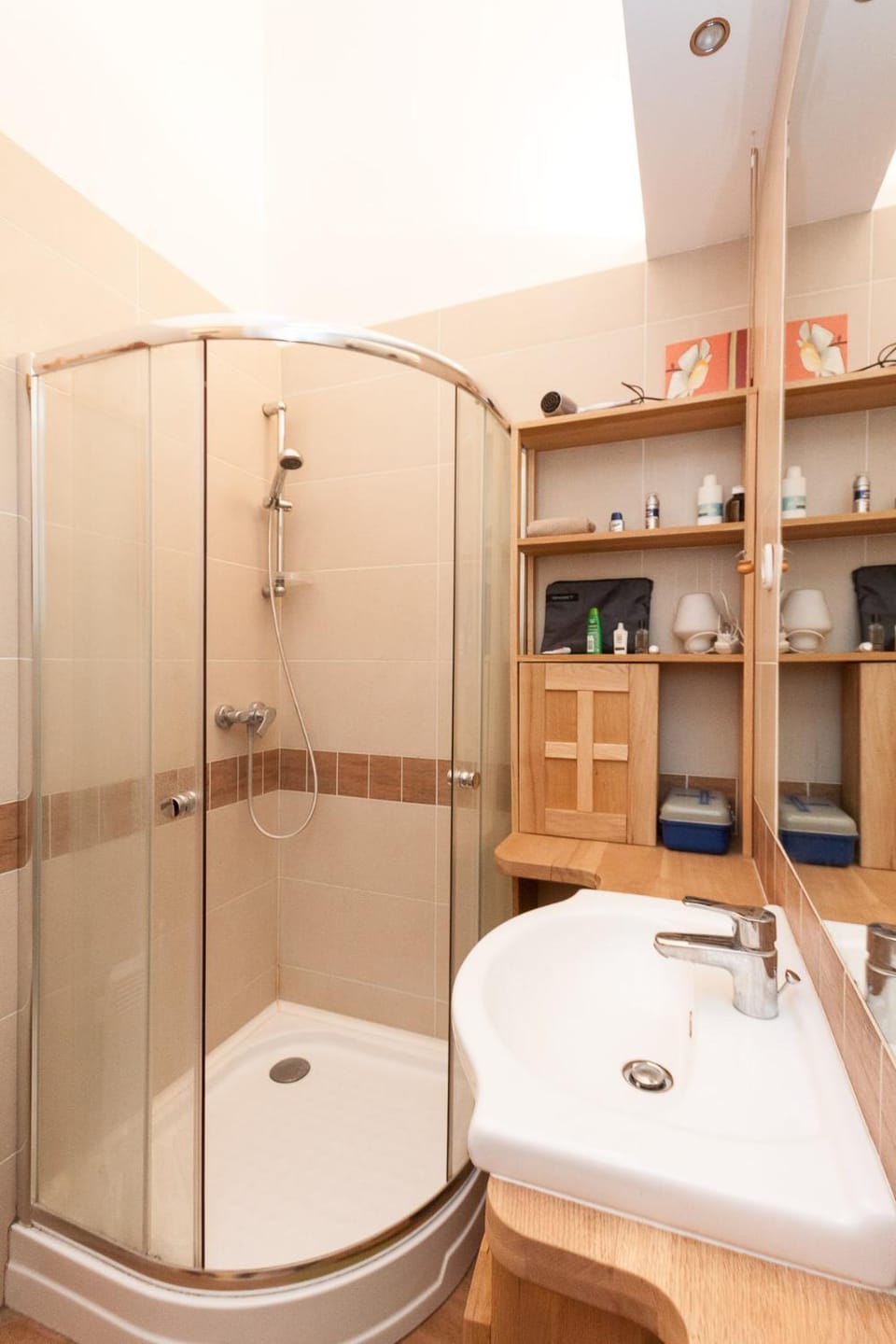 Shower, Bathroom