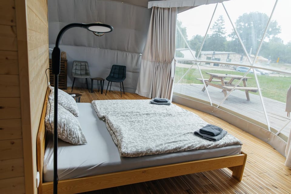 Bed, View (from property/room), Balcony/Terrace, Seating area, towels