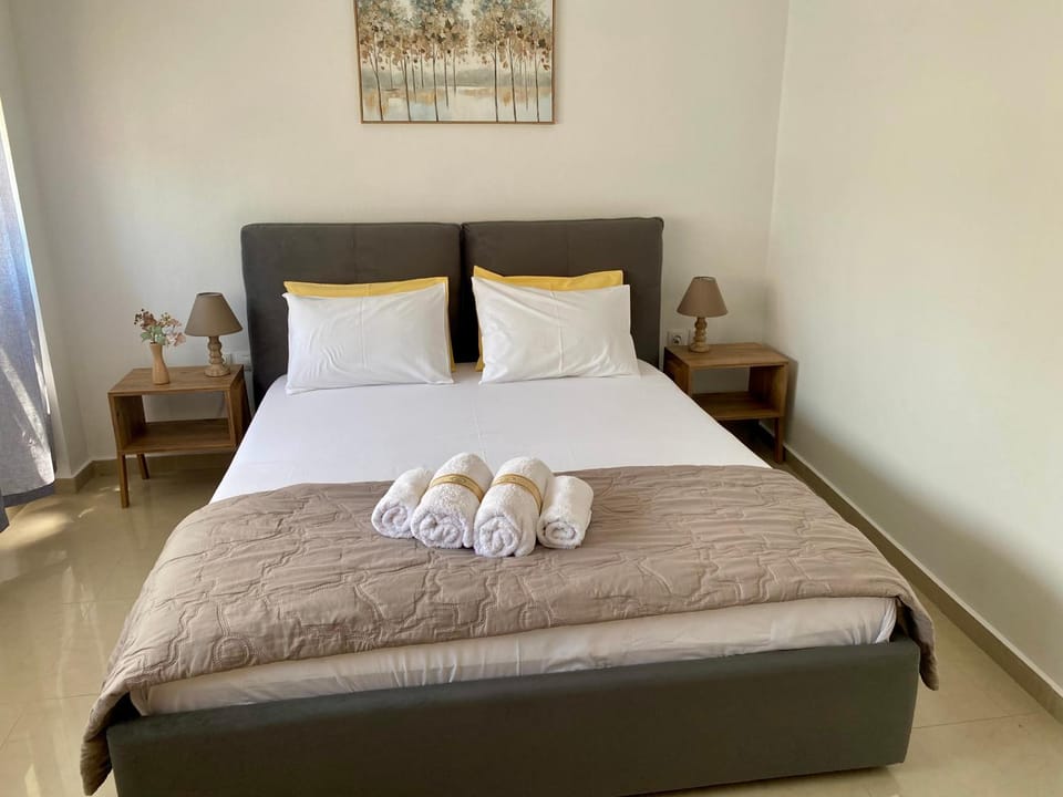 Central & Riverfront Room 3 Apartment in Decentralized Administration of Macedonia and Thrace