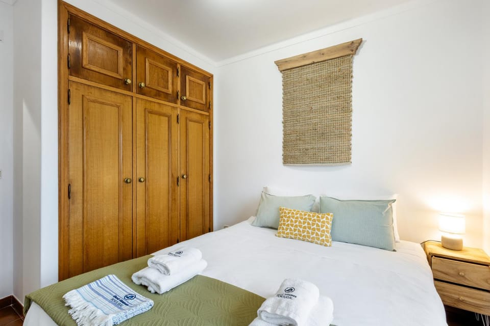 Bed, Photo of the whole room, Bedroom, towels, wardrobe