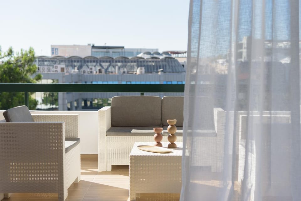 Patio, Day, View (from property/room), Balcony/Terrace, Seating area