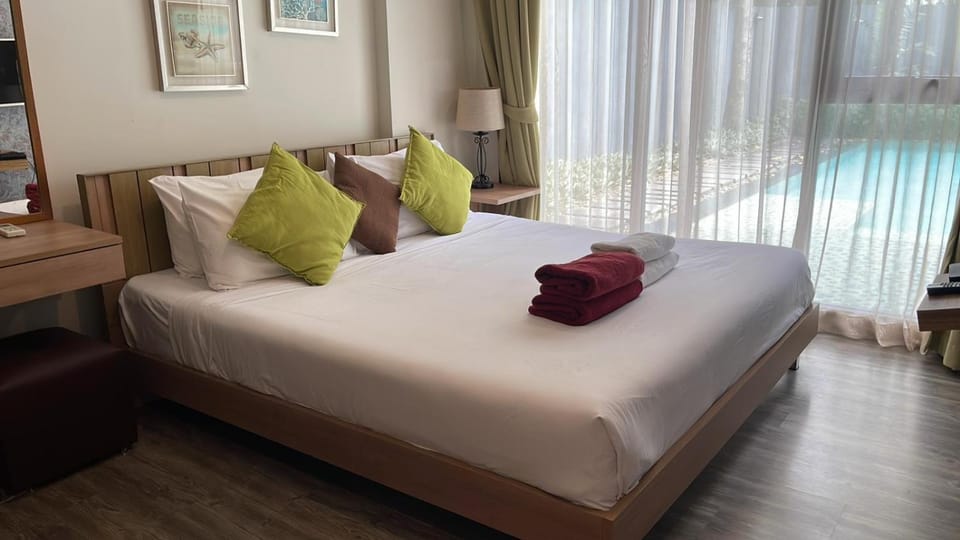 The deck patong 2bedroom Apartment in Patong