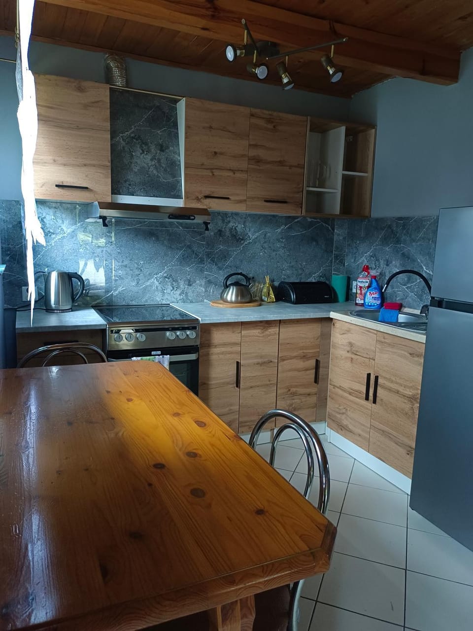Kitchen or kitchenette, pet friendly, stove