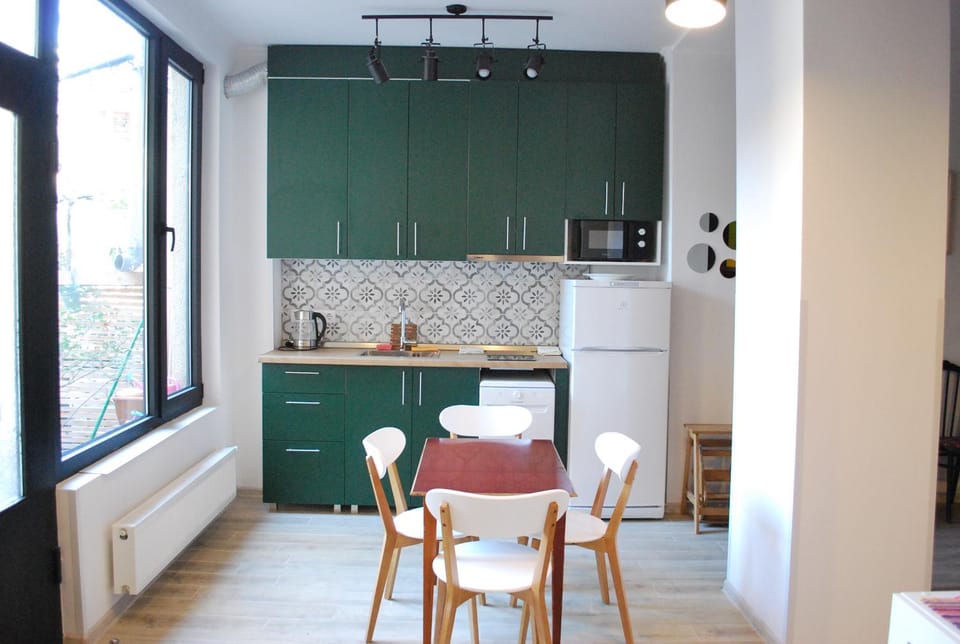 Griboedovi 37 Apartment in Tbilisi, Georgia