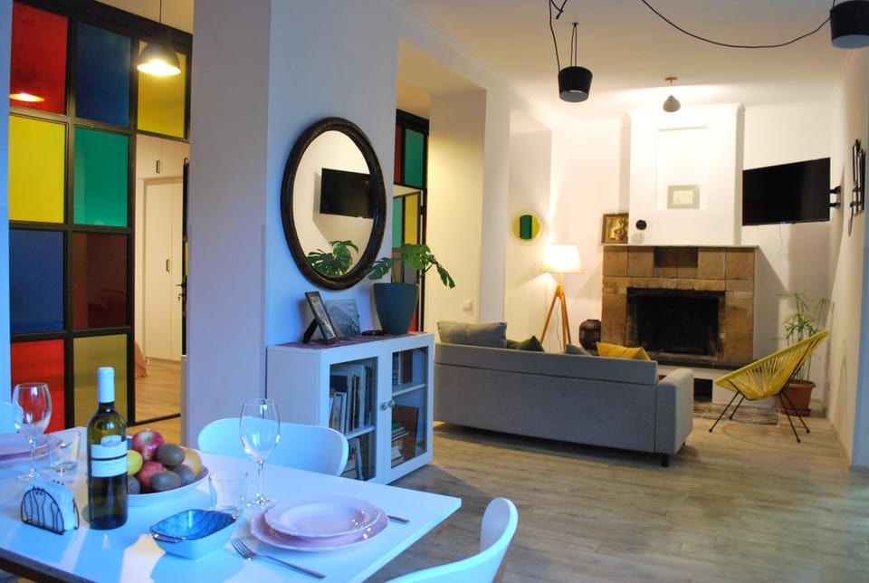 Griboedovi 37 Apartment in Tbilisi, Georgia