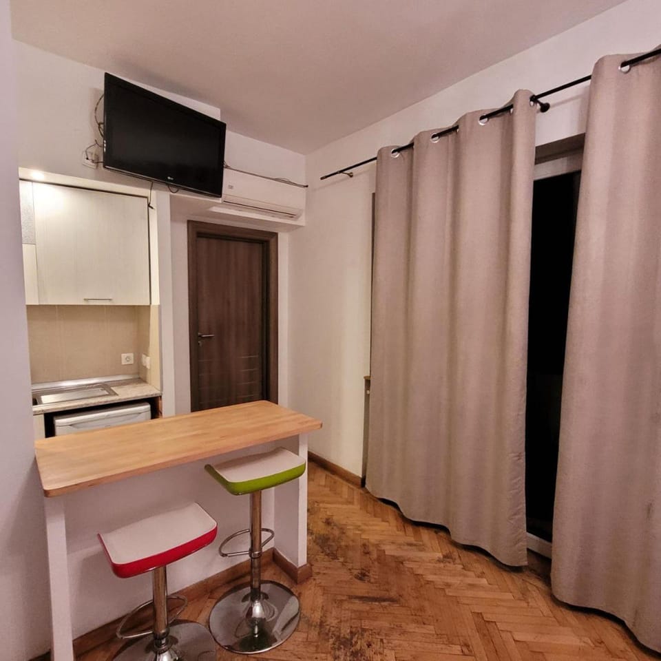 Central 3 Budget Accomodation Apartment hotel in Bucharest