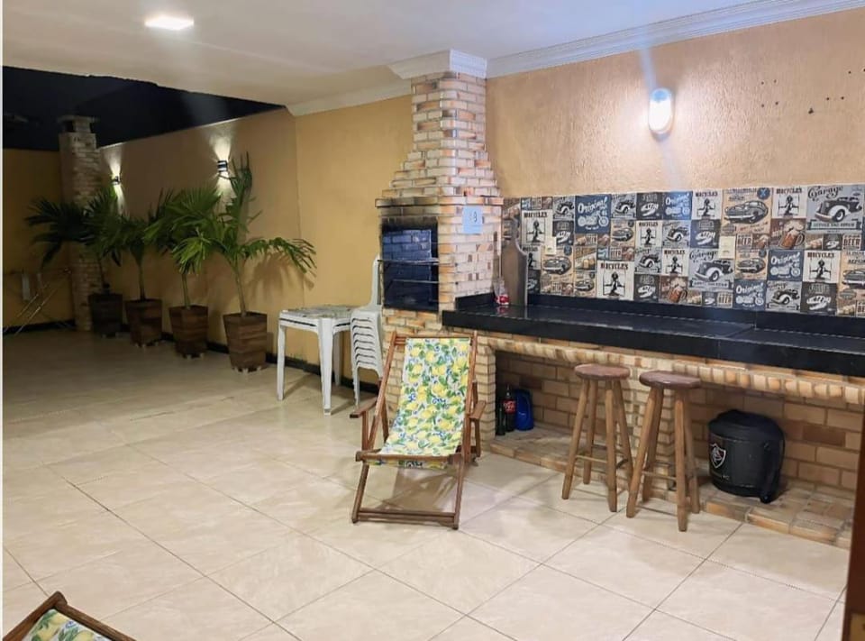 Kitchen or kitchenette, Seating area, Dining area