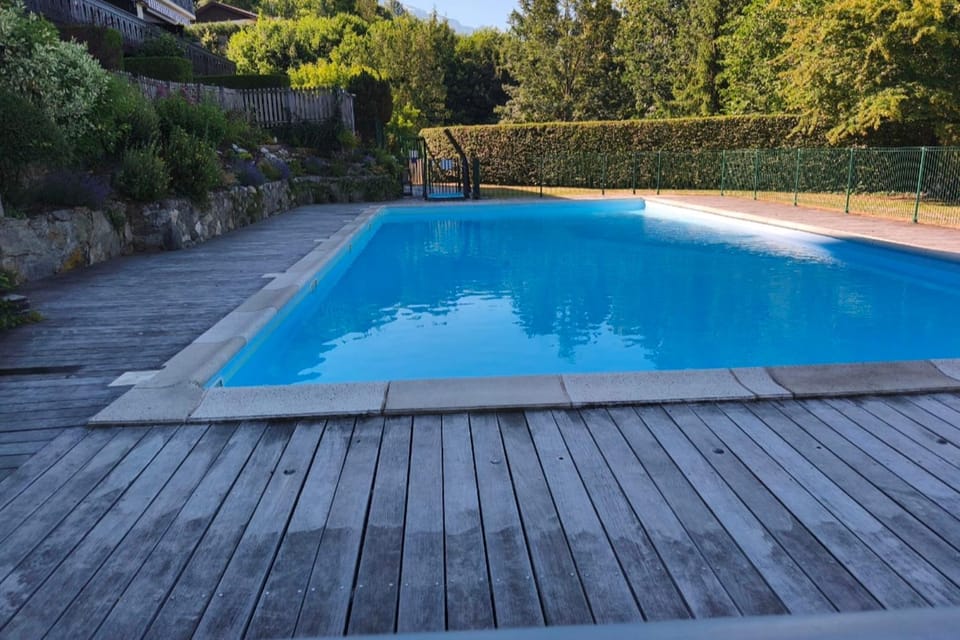 South-facing flat with garden near city center Apartment in Saint-Gervais-Bains