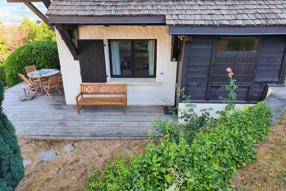 South-facing flat with garden near city center Apartment in Saint-Gervais-Bains
