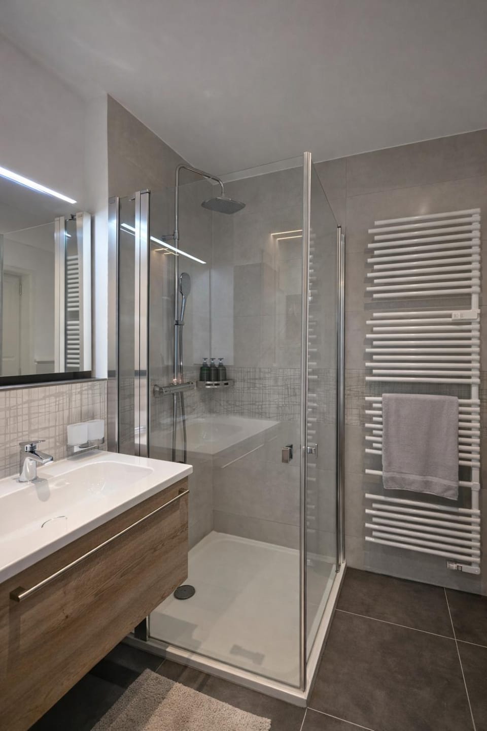 Shower, Bathroom