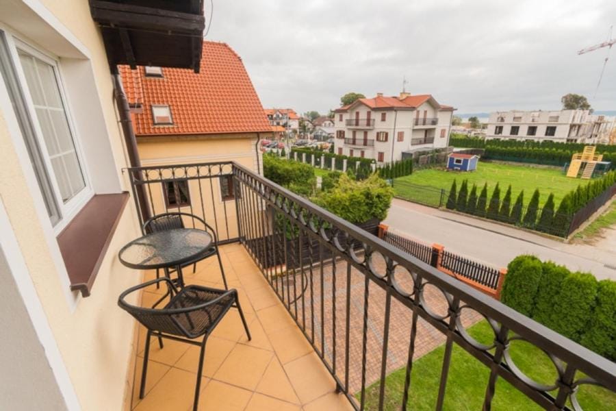 Property building, View (from property/room), Balcony/Terrace, Garden view