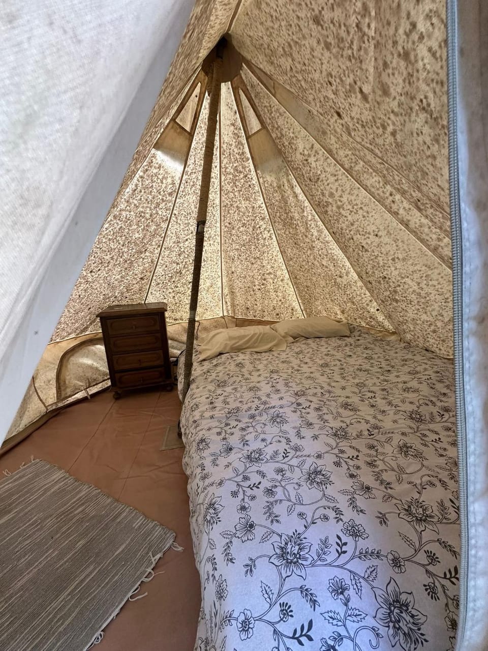 Mini Bell Luxury tent in Viana do Castelo District, Portugal