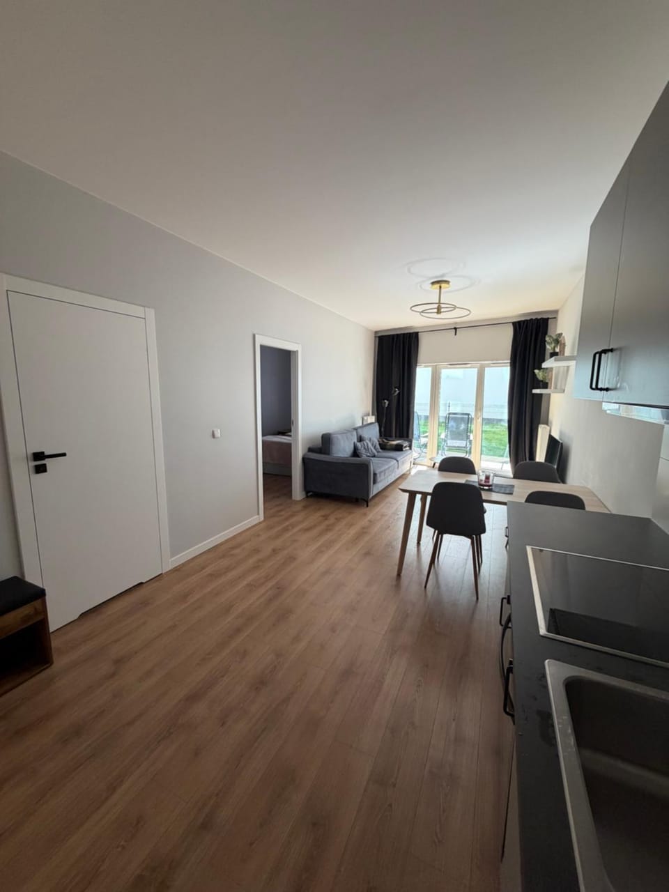 Apartament z ogródkiem i jacuzzi Gdynia Apartment in Pomeranian Voivodeship