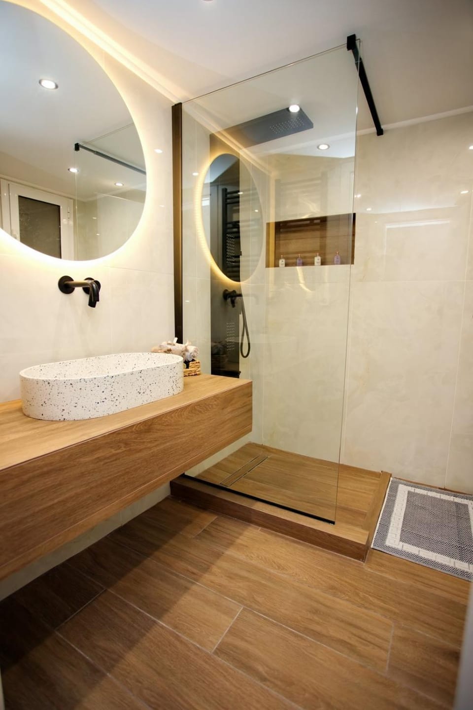 Venus house apart in Pagrati Apartment in Athens