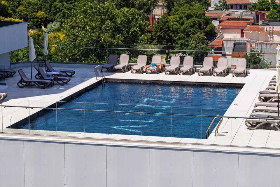 Day, Pool view, Swimming pool, sunbed
