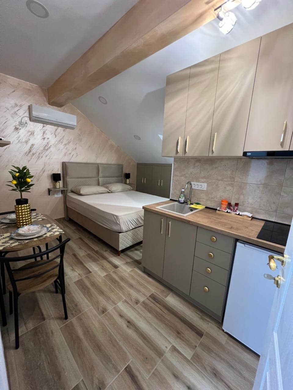 Apartment Tri limuna 1 Apartment in Kotor Municipality