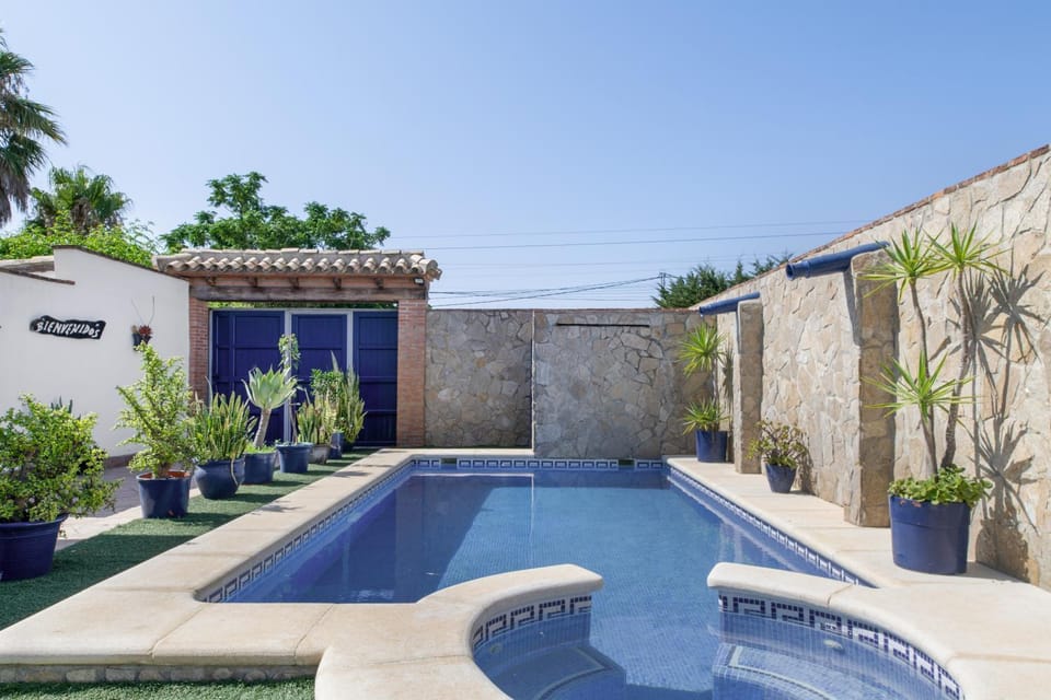 Property building, Swimming pool