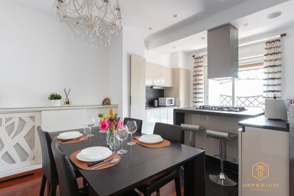 Imperium Trastevere Flat - 4-6 pax, A-C, Panoramic view, 2 Baths Apartment in Rome