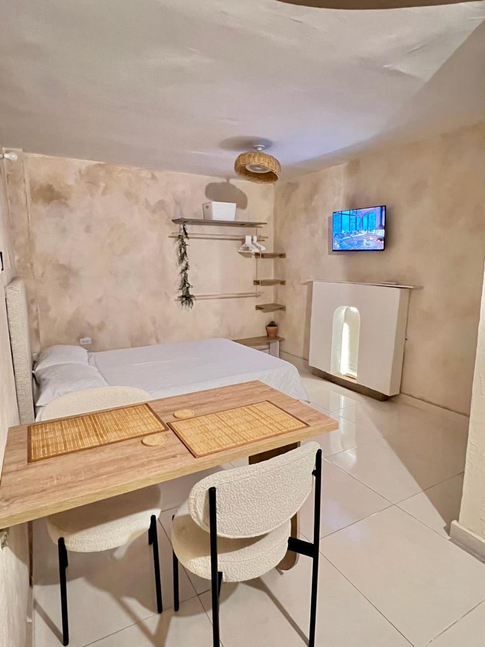Tranquillity, Style and Location at Monet Loft Apartment in Santa Marta