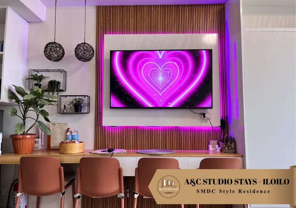 TV and multimedia, Dining area