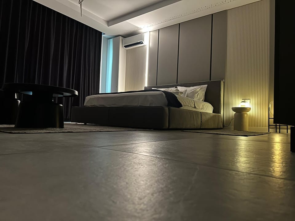 Bed, air conditioner