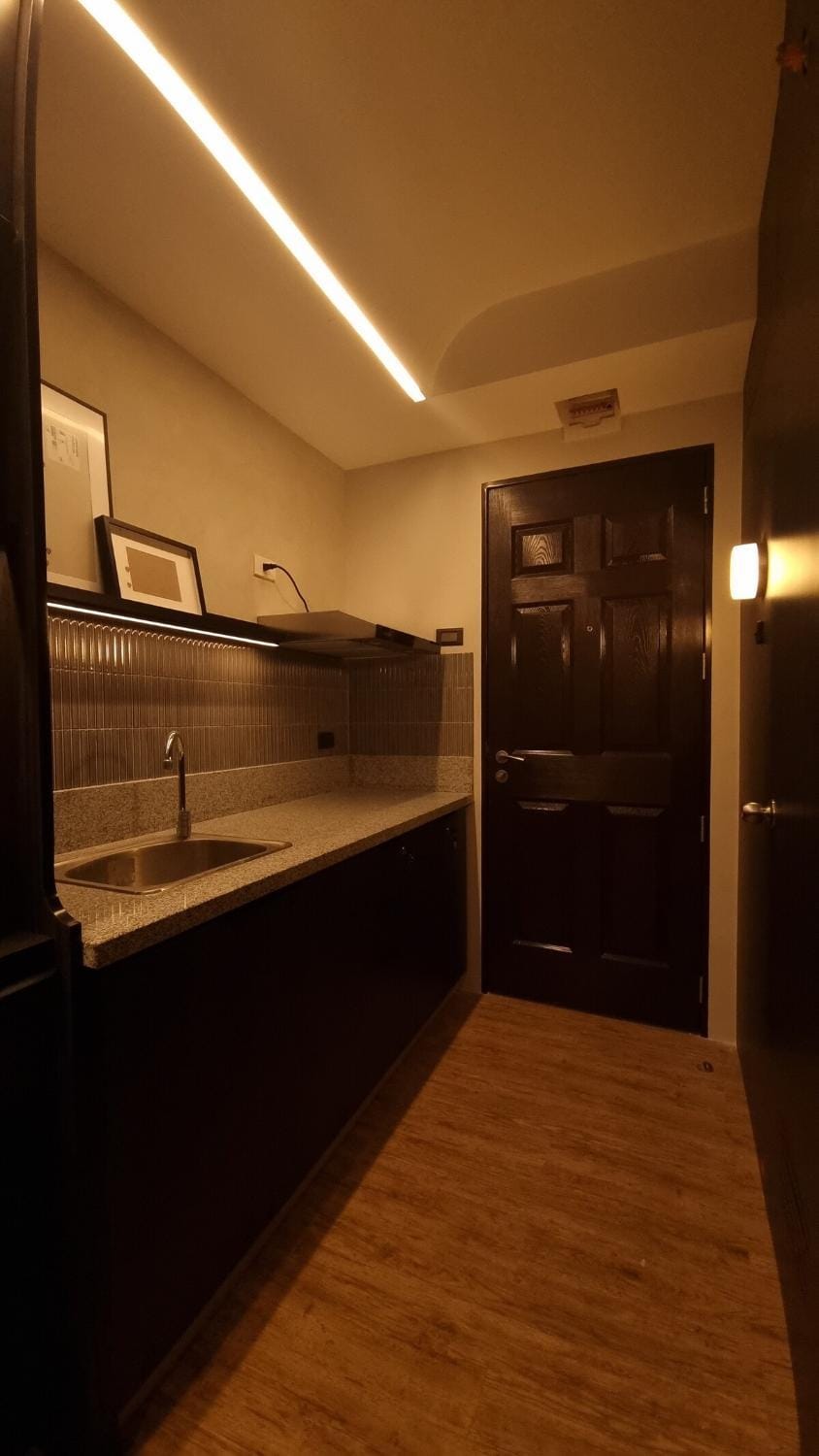 Highwind - Projector, Playstation 4, Pool Apartment in Calabarzon